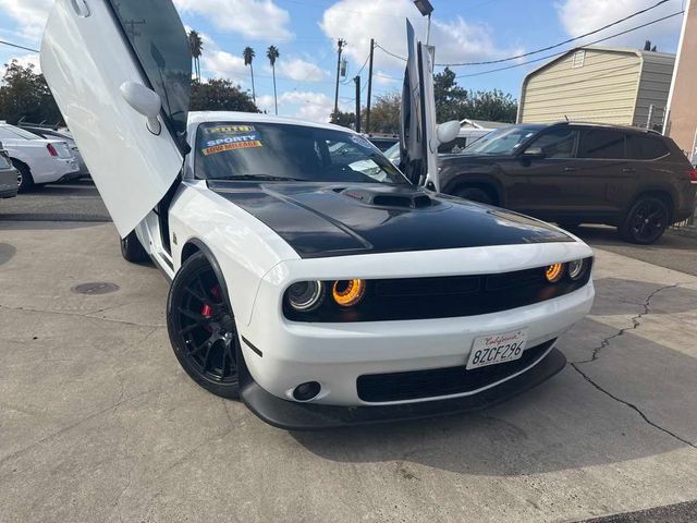 2018 Dodge Challenger 392 Hemi Scat Pack Shaker