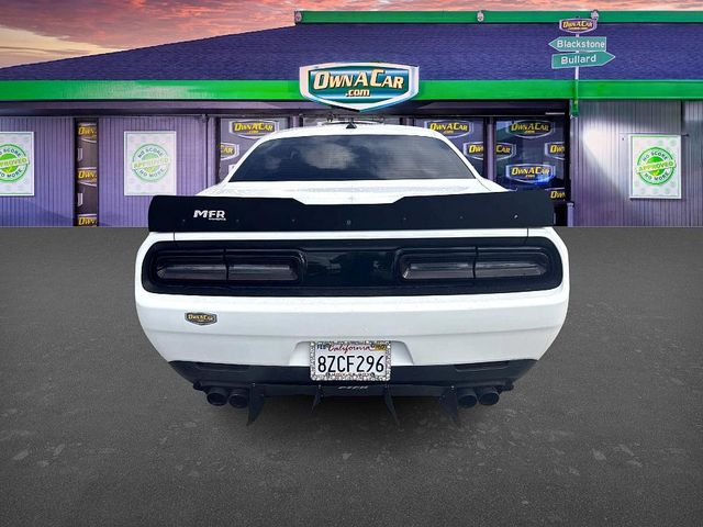 2018 Dodge Challenger 392 Hemi Scat Pack Shaker