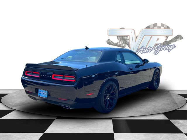 2018 Dodge Challenger 392 Hemi Scat Pack Shaker