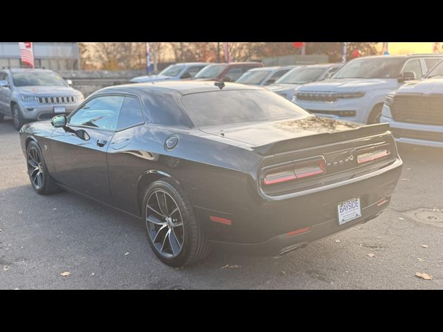 2018 Dodge Challenger 392 Hemi Scat Pack Shaker