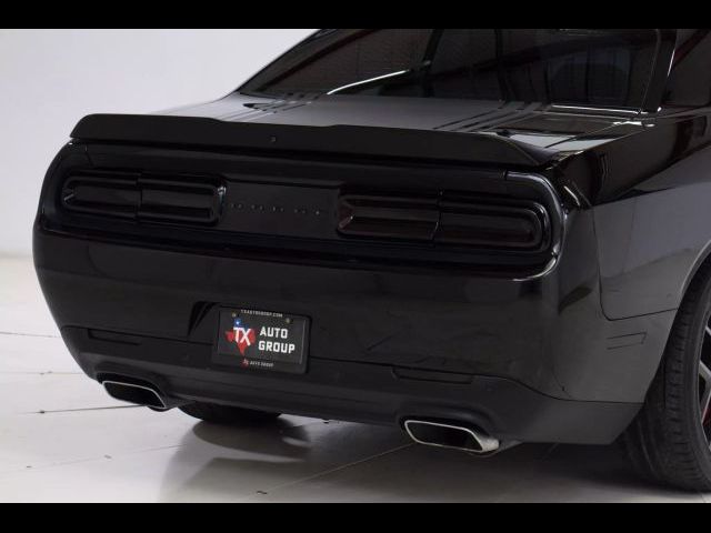 2018 Dodge Challenger 392 Hemi Scat Pack Shaker