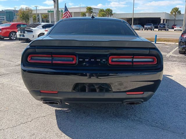 2018 Dodge Challenger 392 Hemi Scat Pack Shaker