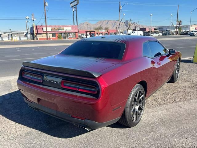 2018 Dodge Challenger R/T Shaker