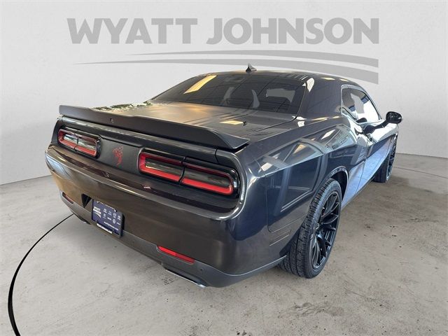 2018 Dodge Challenger 392 Hemi Scat Pack Shaker