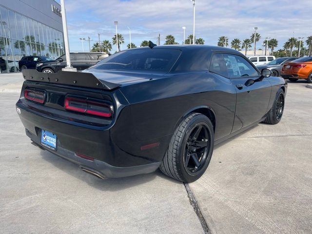 2018 Dodge Challenger 392 Hemi Scat Pack Shaker