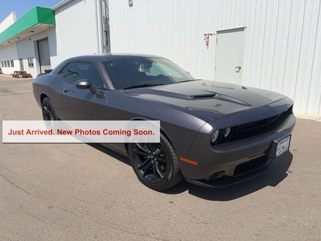 2018 Dodge Challenger SXT Plus