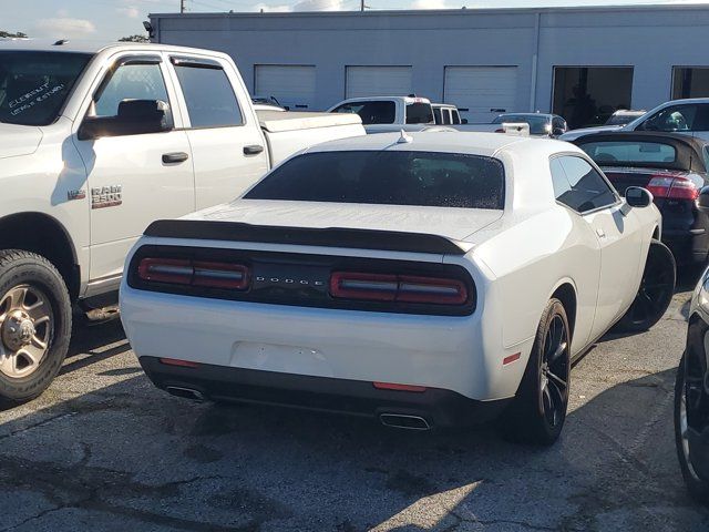 2018 Dodge Challenger SXT