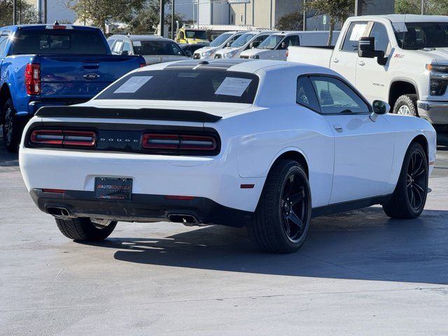 2018 Dodge Challenger SXT