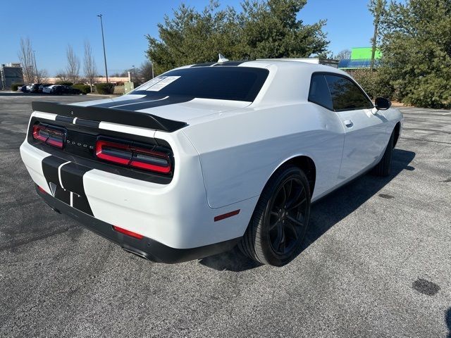 2018 Dodge Challenger SXT Plus