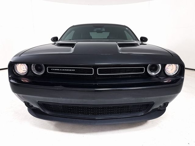 2018 Dodge Challenger SXT Plus