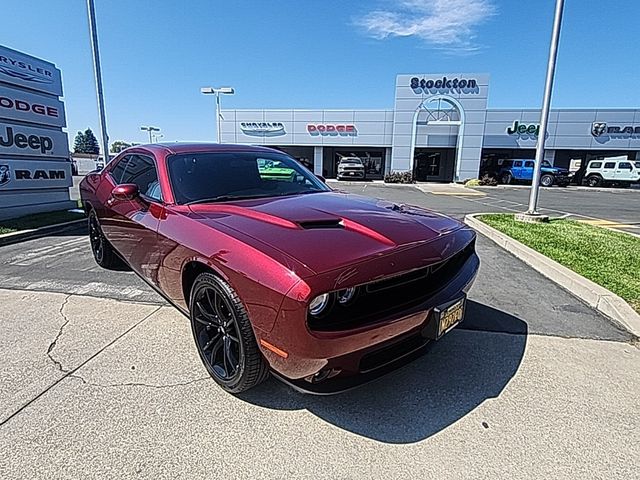 2018 Dodge Challenger SXT