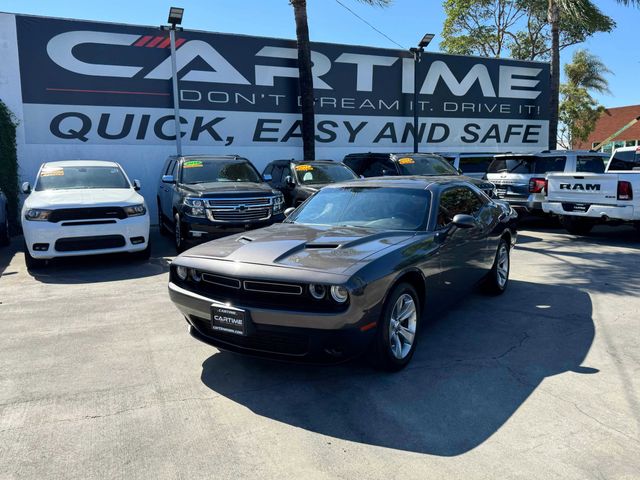 2018 Dodge Challenger SXT