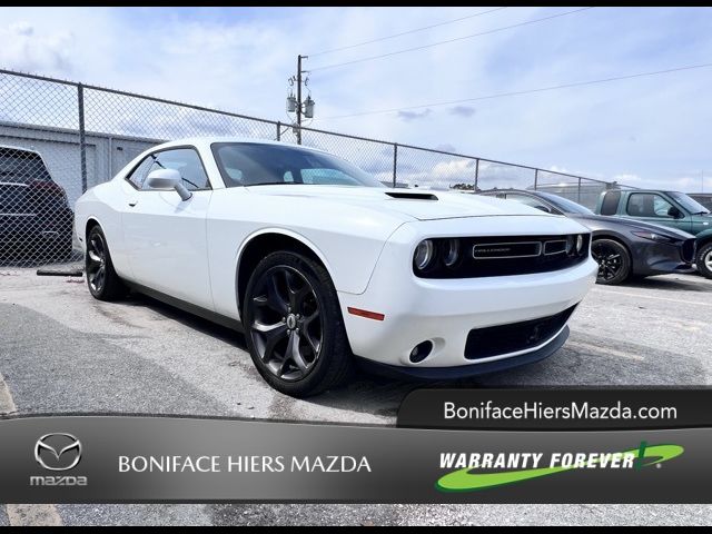 2018 Dodge Challenger SXT Plus