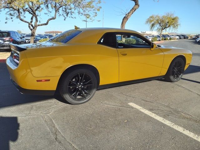 2018 Dodge Challenger SXT Plus