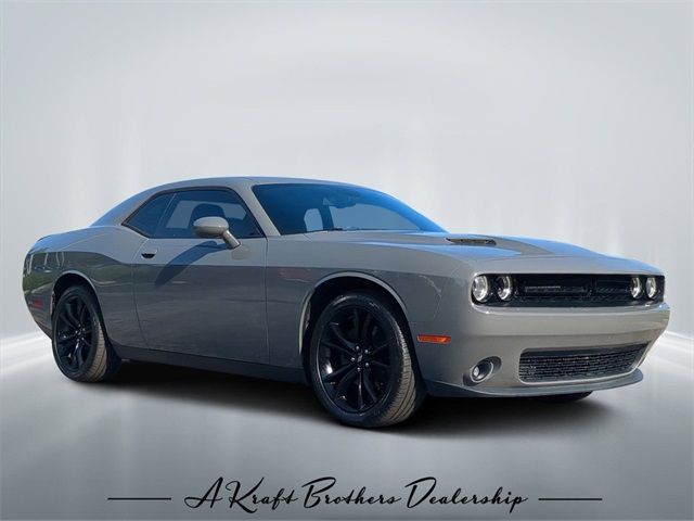 2018 Dodge Challenger SXT Plus