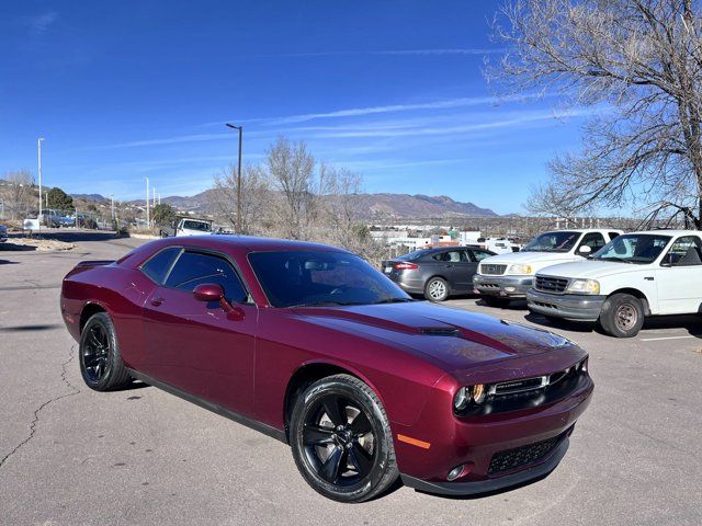 2018 Dodge Challenger SXT