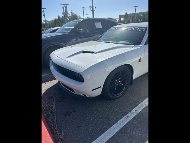 2018 Dodge Challenger SXT Plus