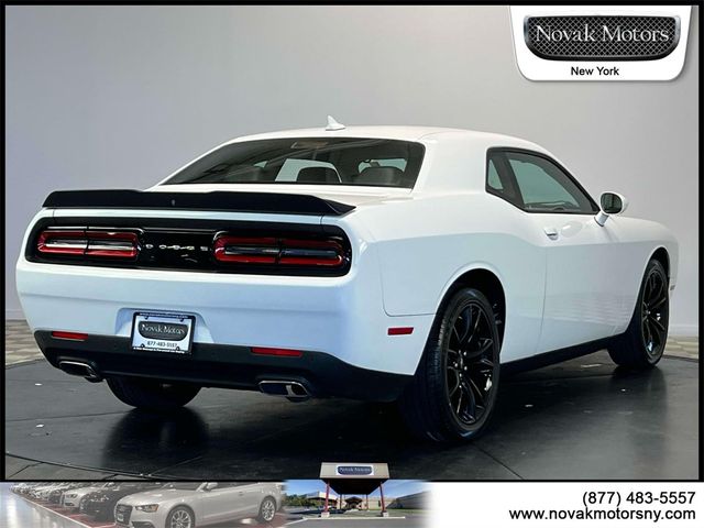 2018 Dodge Challenger SXT Plus