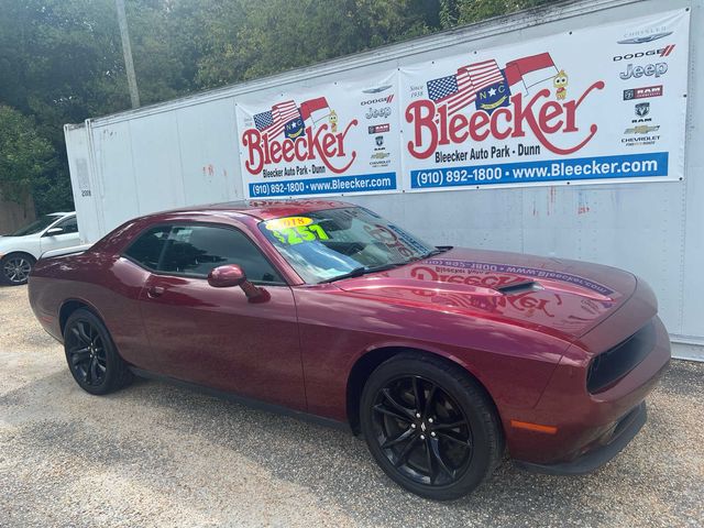 2018 Dodge Challenger SXT