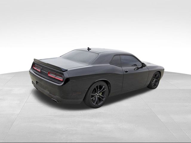 2018 Dodge Challenger SXT Plus