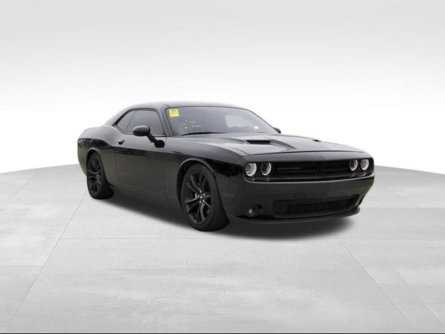 2018 Dodge Challenger SXT Plus