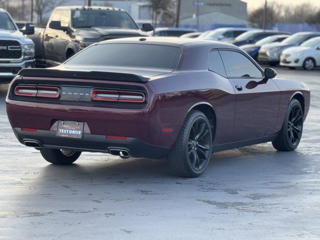 2018 Dodge Challenger SXT