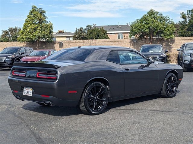 2018 Dodge Challenger SXT