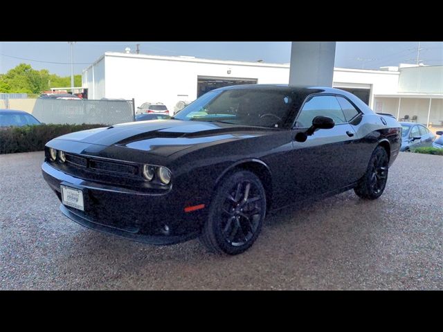 2018 Dodge Challenger SXT Plus