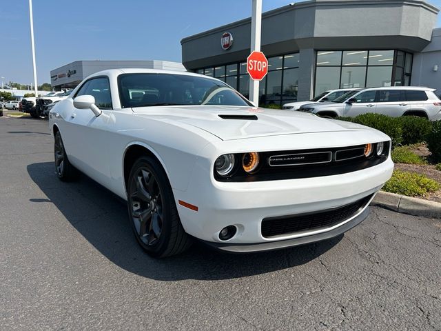 2018 Dodge Challenger SXT Plus