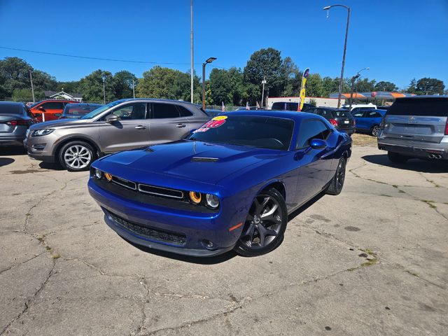 2018 Dodge Challenger SXT Plus