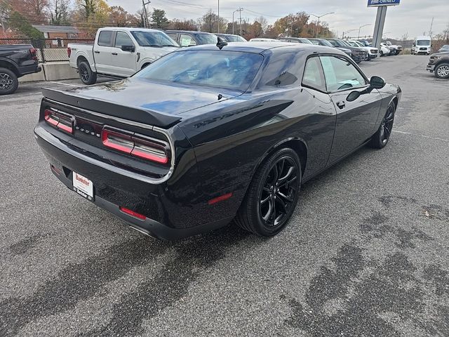 2018 Dodge Challenger SXT