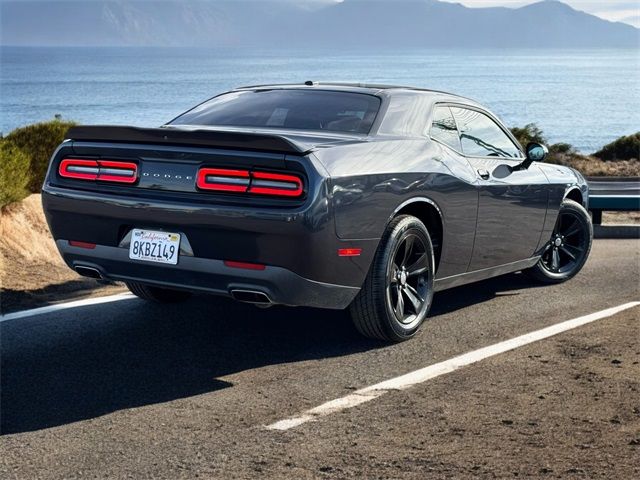 2018 Dodge Challenger SXT