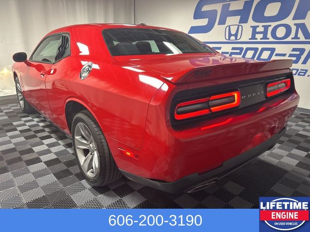 2018 Dodge Challenger SXT