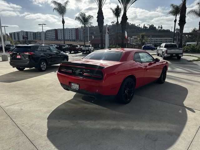 2018 Dodge Challenger SXT