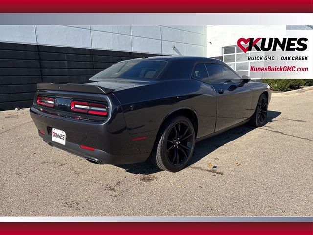 2018 Dodge Challenger SXT