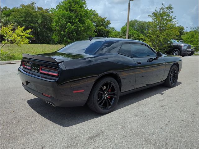 2018 Dodge Challenger SXT Plus