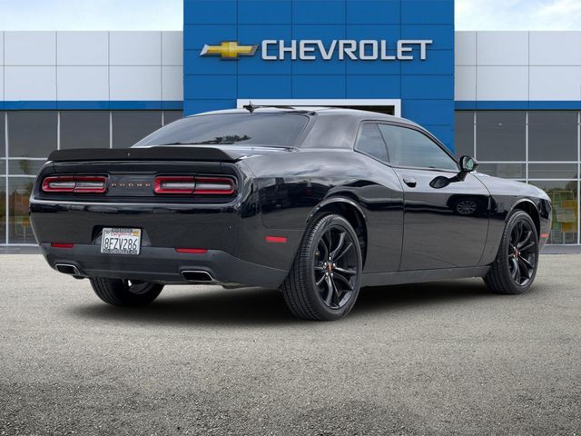 2018 Dodge Challenger SXT Plus
