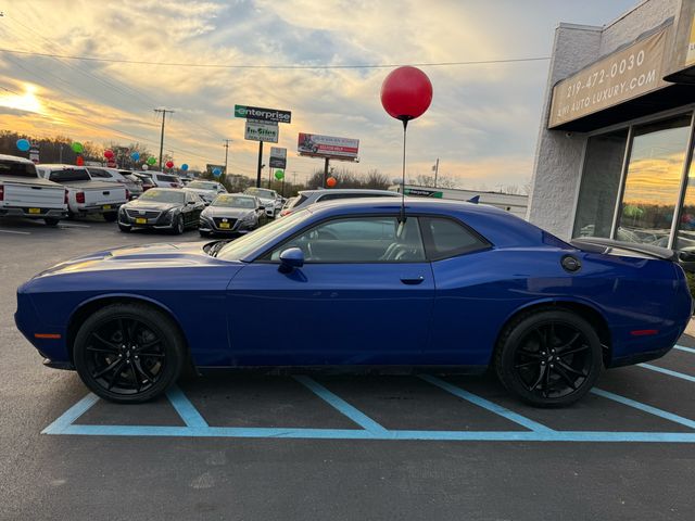 2018 Dodge Challenger SXT Plus