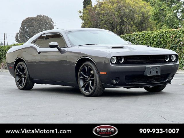 2018 Dodge Challenger SXT Plus