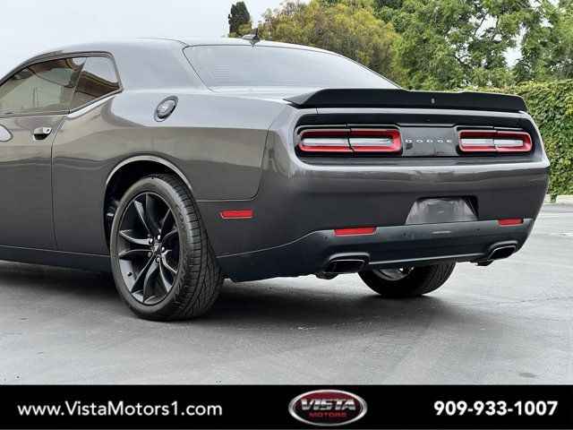 2018 Dodge Challenger SXT Plus