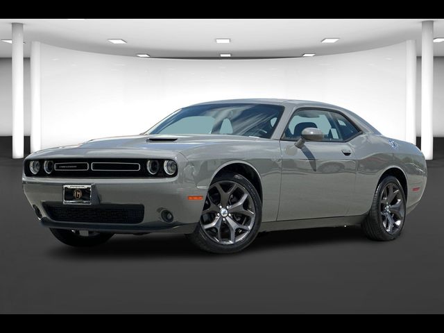 2018 Dodge Challenger SXT Plus