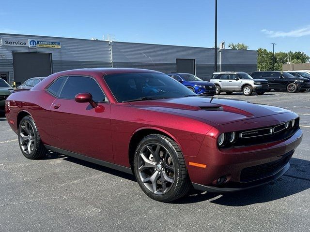 2018 Dodge Challenger SXT Plus