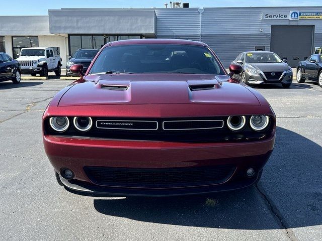 2018 Dodge Challenger SXT Plus