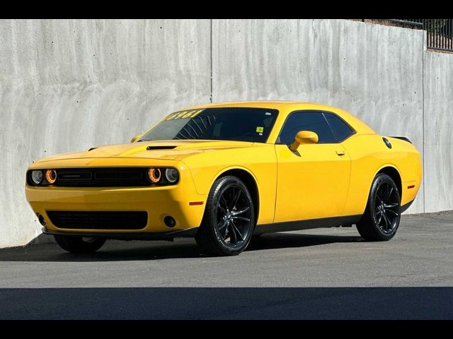 2018 Dodge Challenger SXT