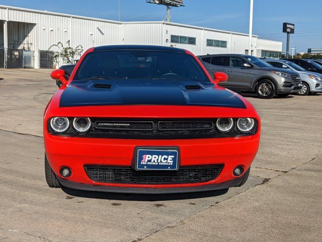 2018 Dodge Challenger SXT Plus