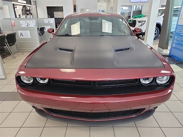 2018 Dodge Challenger SXT Plus