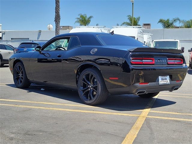 2018 Dodge Challenger SXT Plus