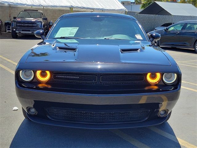 2018 Dodge Challenger SXT Plus