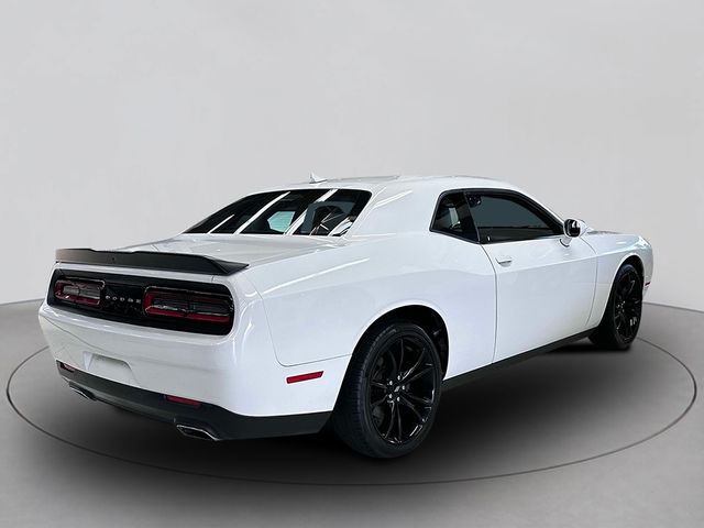 2018 Dodge Challenger SXT Plus