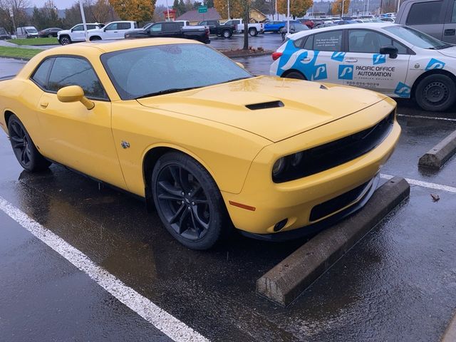 2018 Dodge Challenger SXT Plus